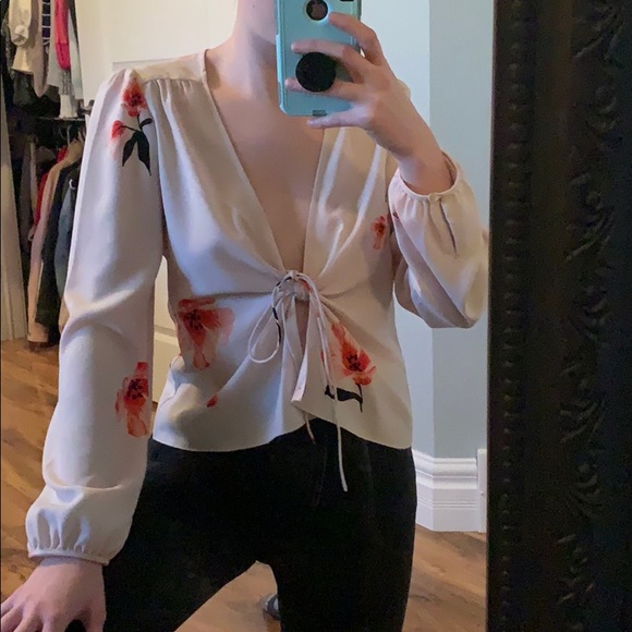 Aritzia top - Picture 1 of 1